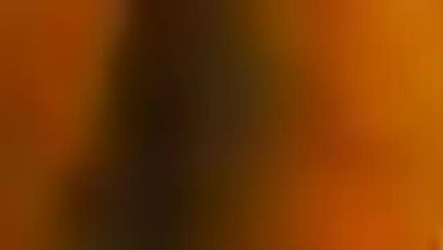 Мужик пристал к голой узбечке и трахнул